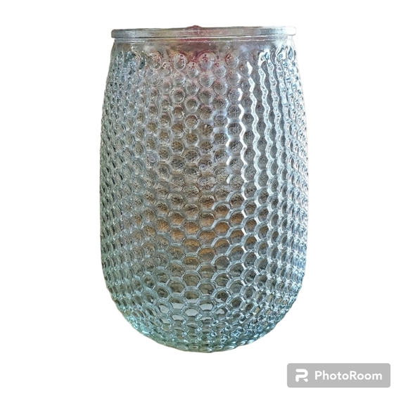 Other - Elegant glass vase